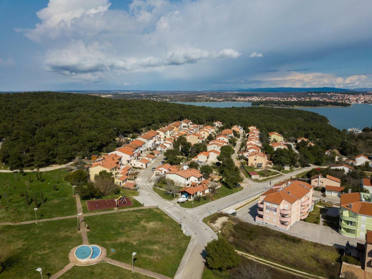 פרמנטורה Apartment Lavanda מראה חיצוני תמונה
